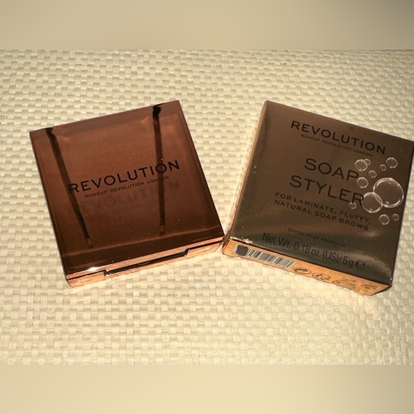 Revolution Brow Soap Laminate Wax Face Makeup - Picture 3 of 4